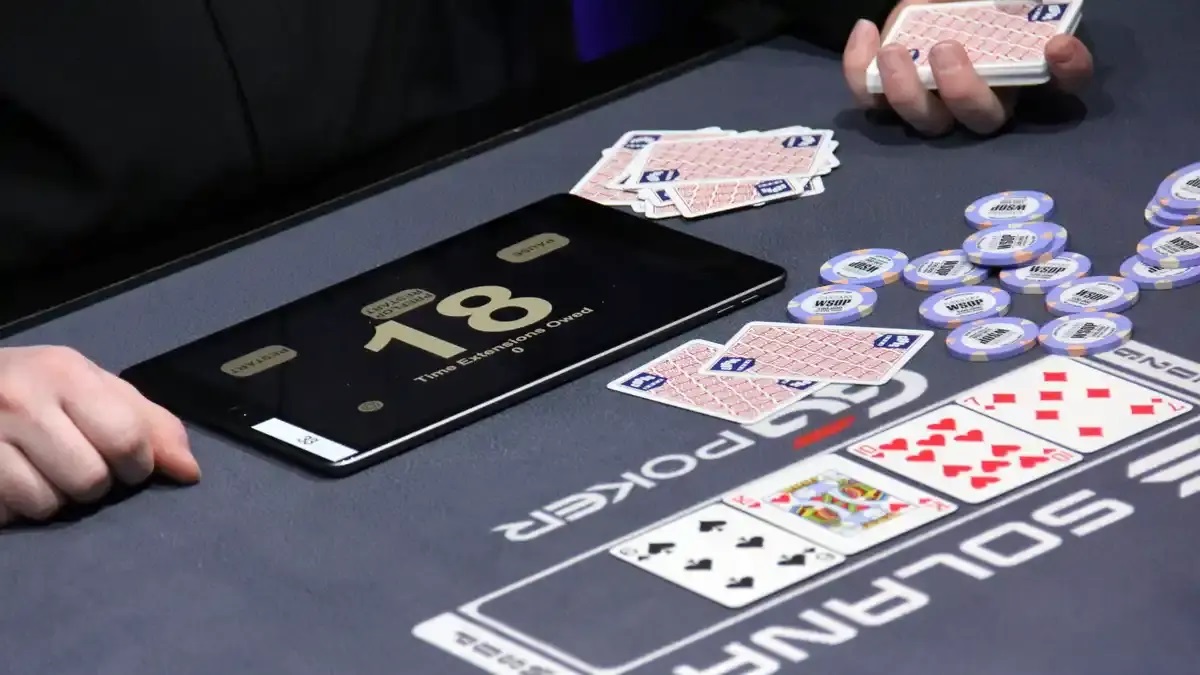 Shot clock: a controversial first for the Main Event